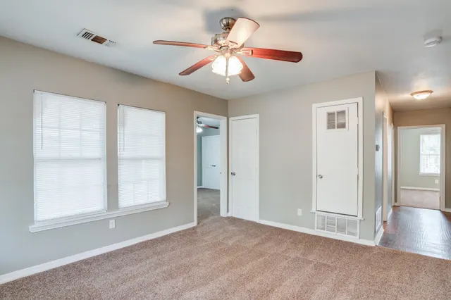 Photo 5 — 1907 16th Street, Lubbock, TX 79401