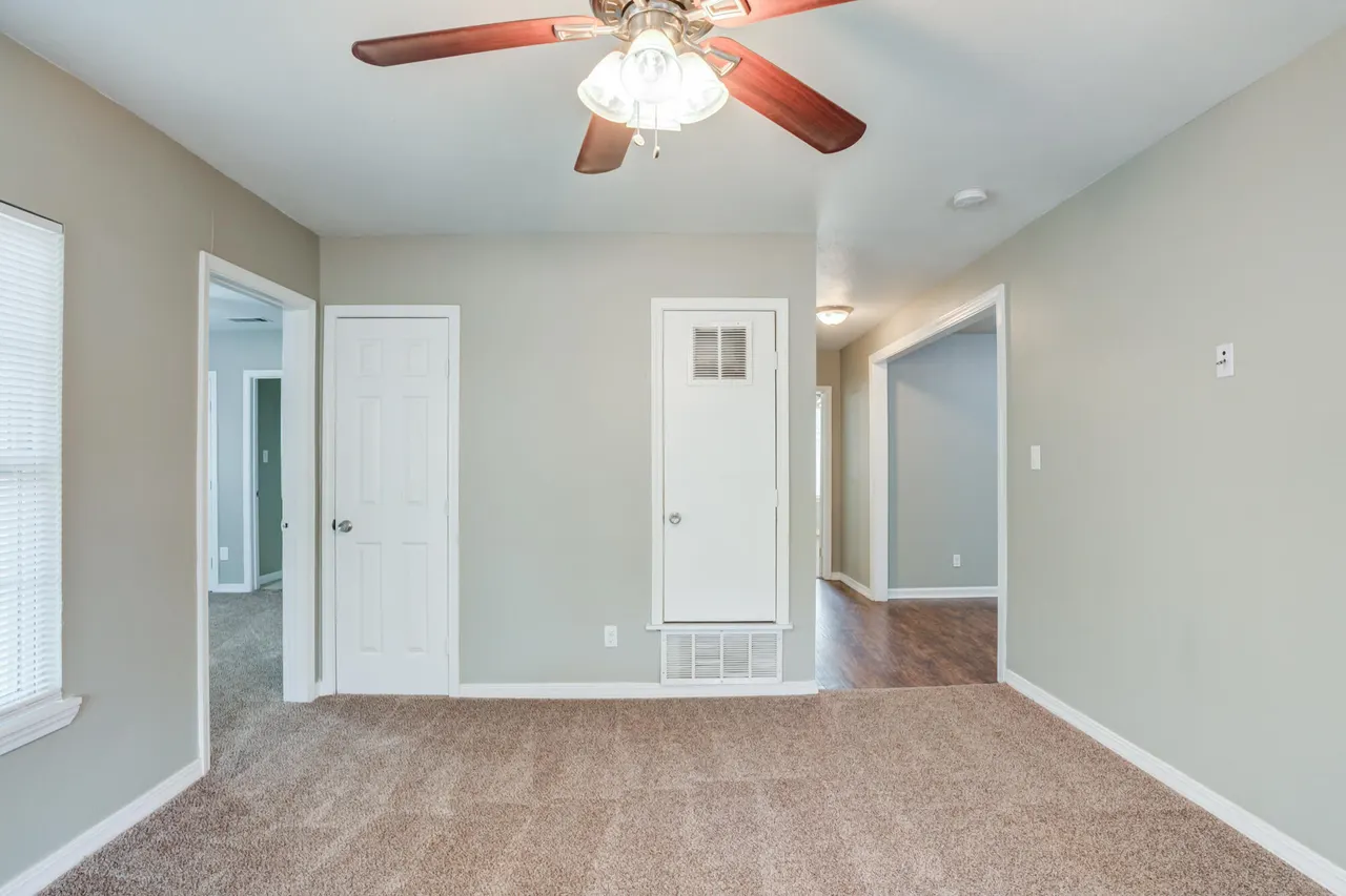 Photo 6 — 1907 16th Street, Lubbock, TX 79401