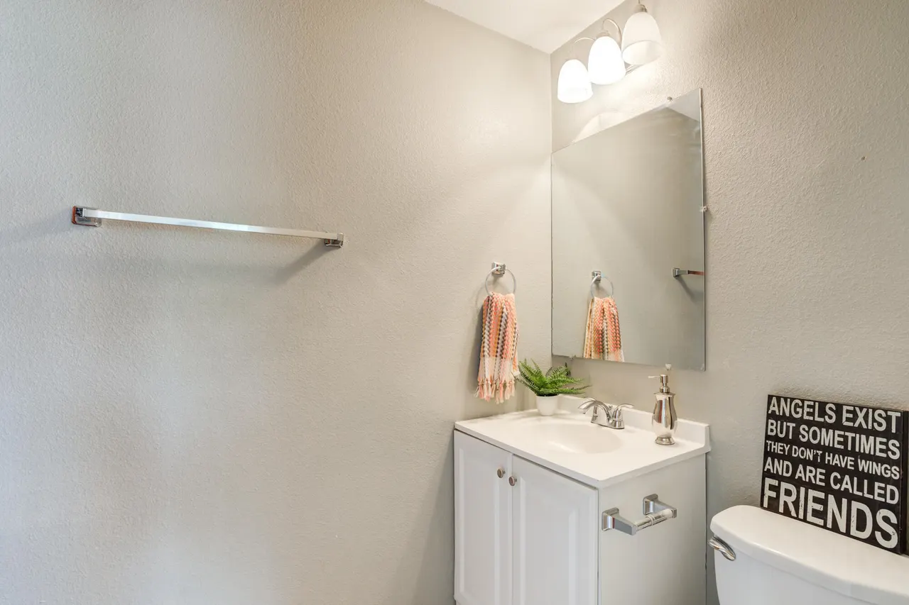 Photo 23 — 1907 16th Street, Lubbock, TX 79401