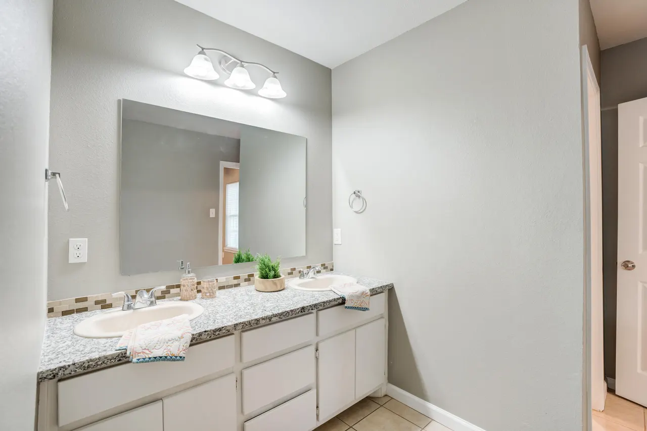 Photo 27 — 1907 16th Street, Lubbock, TX 79401