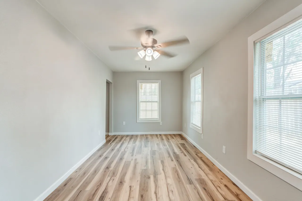 Photo 44 — 1907 16th Street, Lubbock, TX 79401
