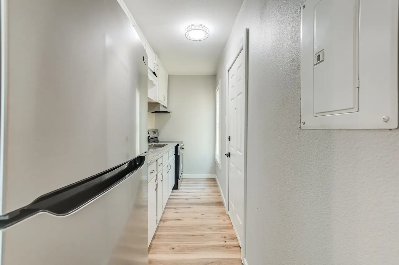 Photo 48 — 1907 16th Street, Lubbock, TX 79401