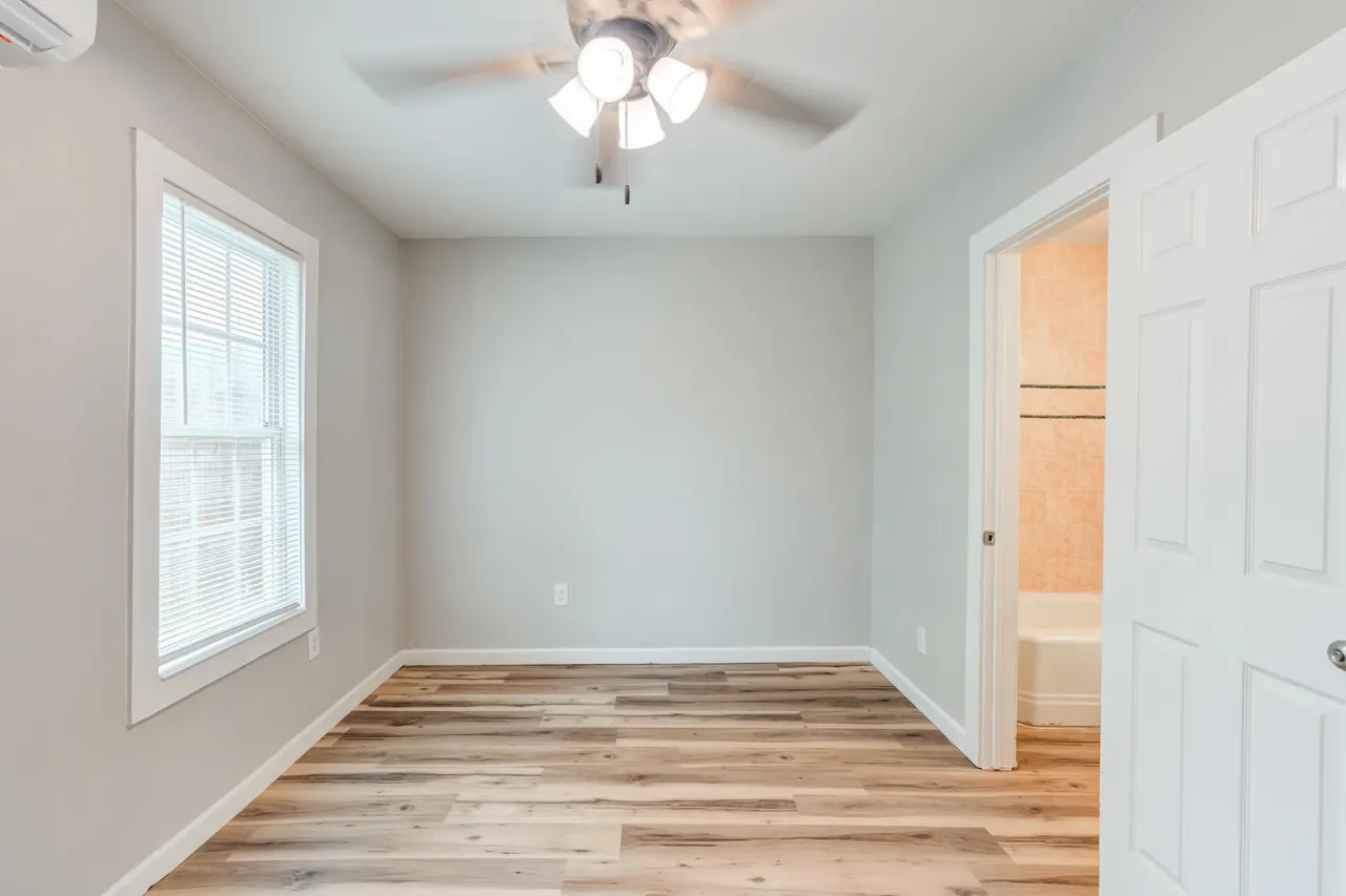 Photo 53 — 1907 16th Street, Lubbock, TX 79401