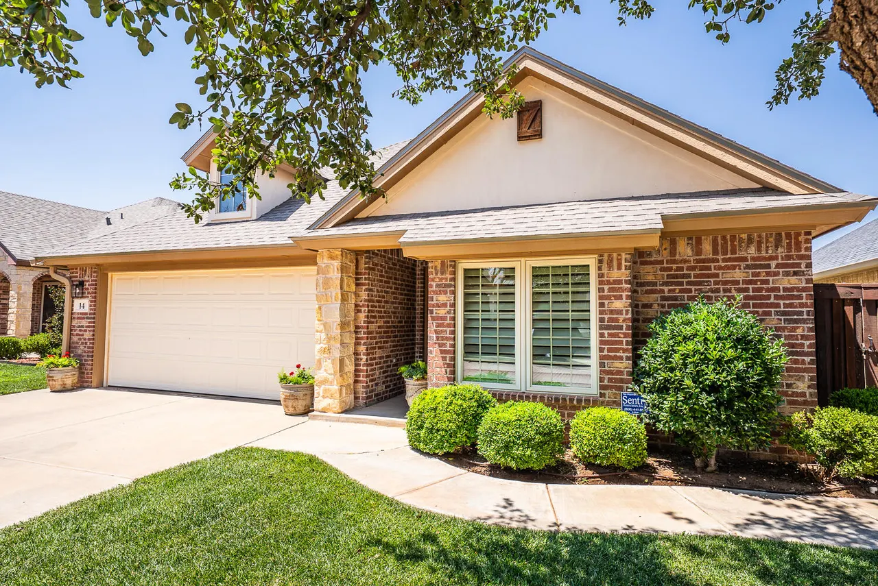 Front exterior — 14 Tuscan Villa Circle, Lubbock, TX 79423