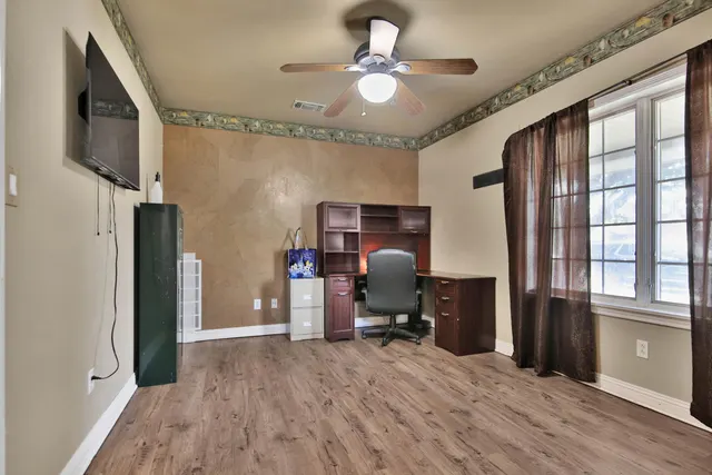 Photo 6 — 1401 11th Street, Shallowater, TX 79363