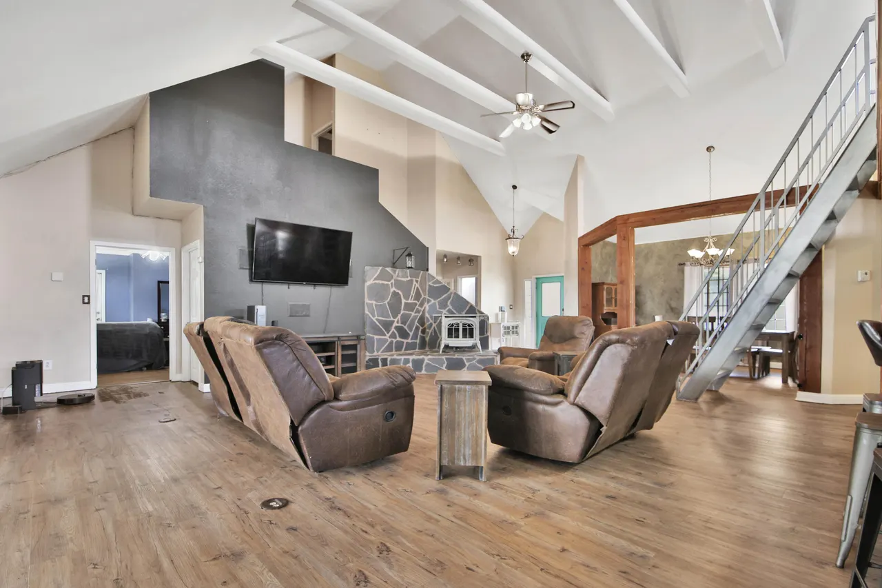 Photo 18 — 1401 11th Street, Shallowater, TX 79363