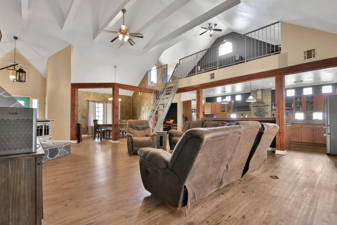 Photo 19 — 1401 11th Street, Shallowater, TX 79363