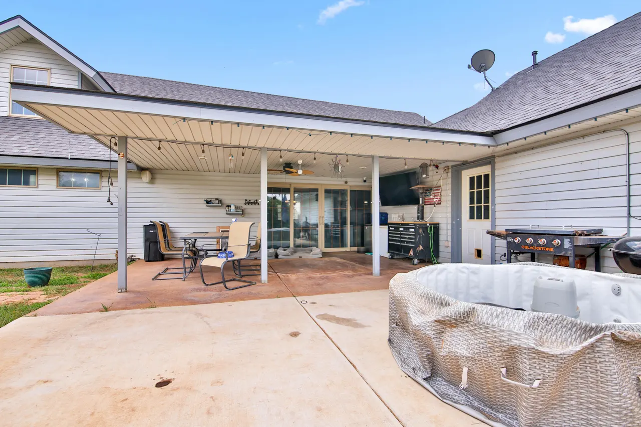Photo 41 — 1401 11th Street, Shallowater, TX 79363