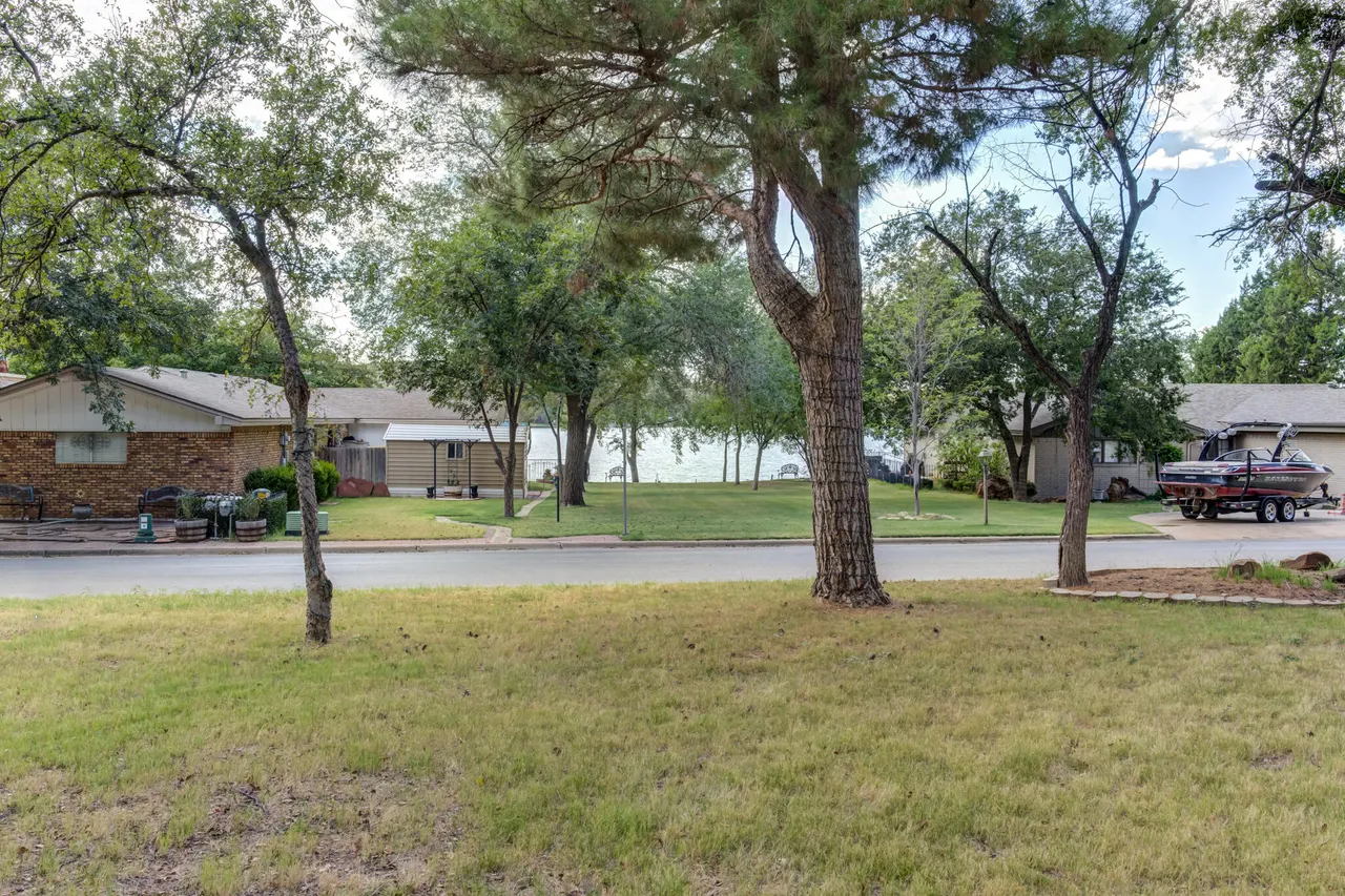 Photo 9 — 58 E Lakeshore Drive, Ransom Canyon, TX 79366