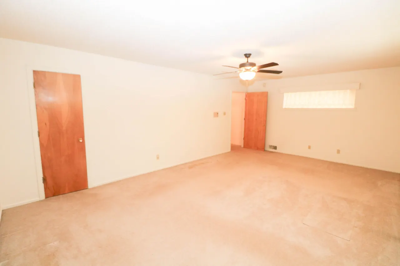 Photo 16 — 845 Farm To Market Road 1055, Earth, TX 79031