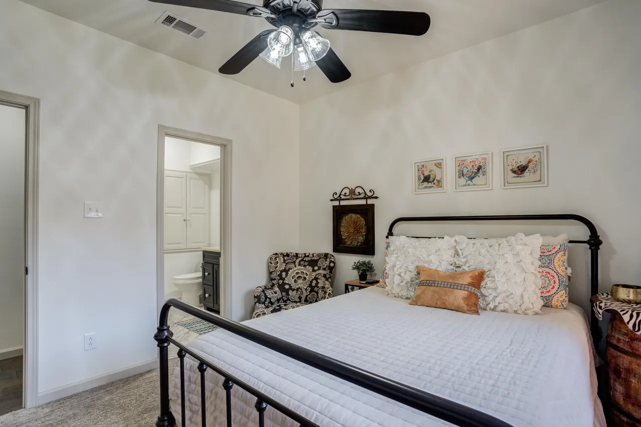 Photo 6 — 8506 Rochester Avenue, Lubbock, TX 79424
