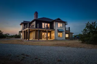 Sold home at 115 Sierra Vista Drive