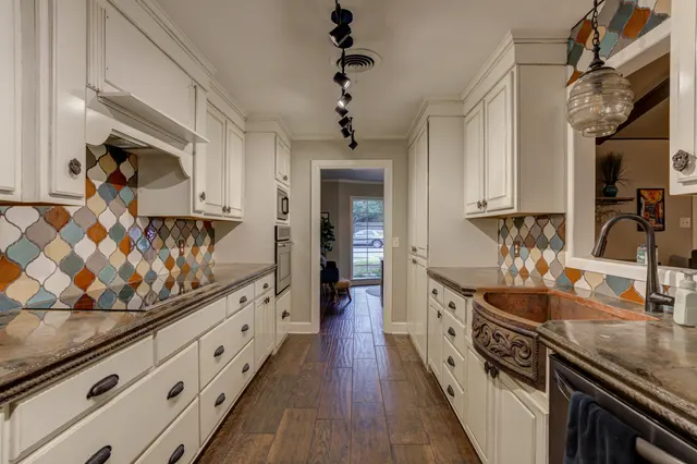 Photo 2 — 6207 Lynnhaven Drive, Lubbock, TX 79413