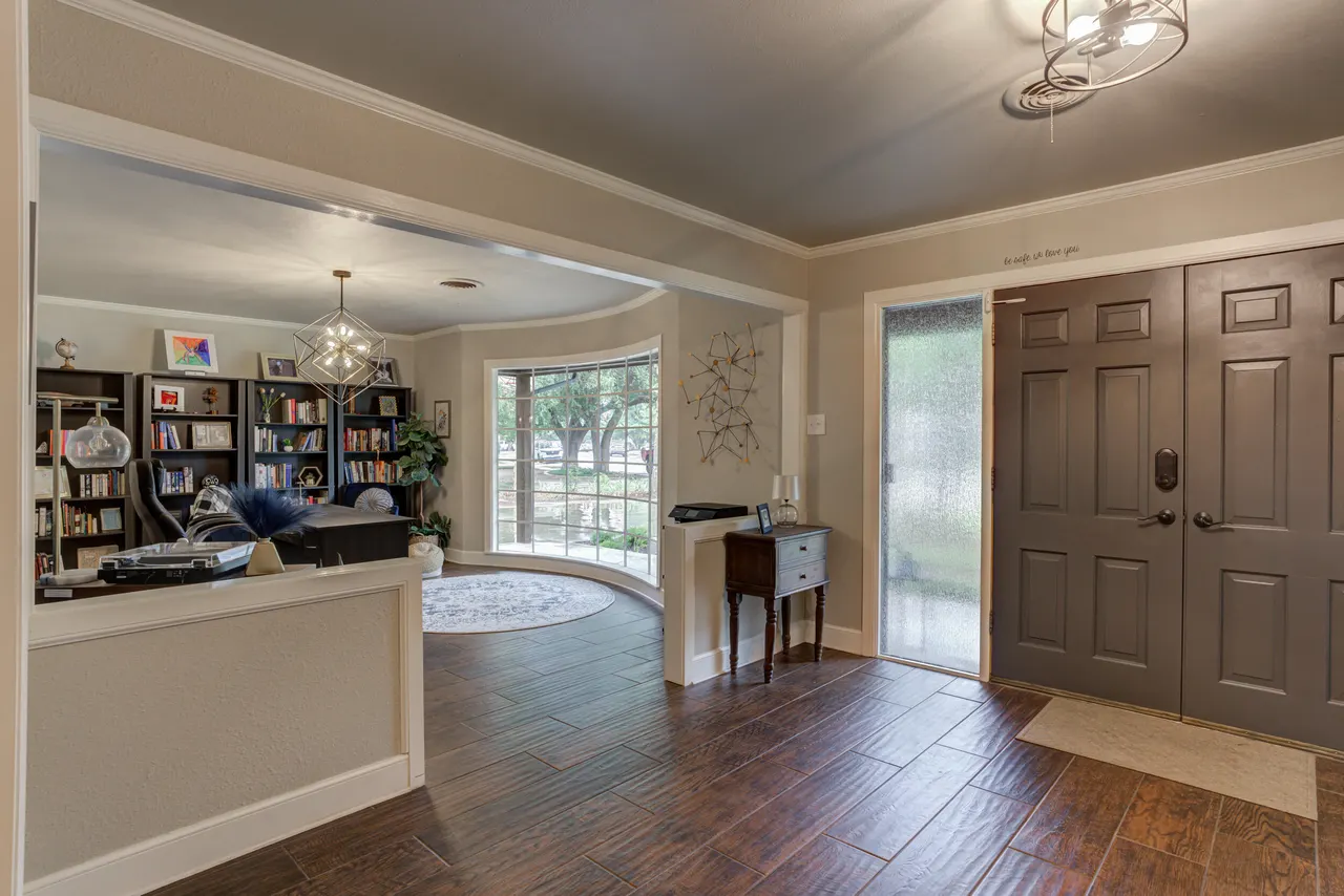 Photo 10 — 6207 Lynnhaven Drive, Lubbock, TX 79413