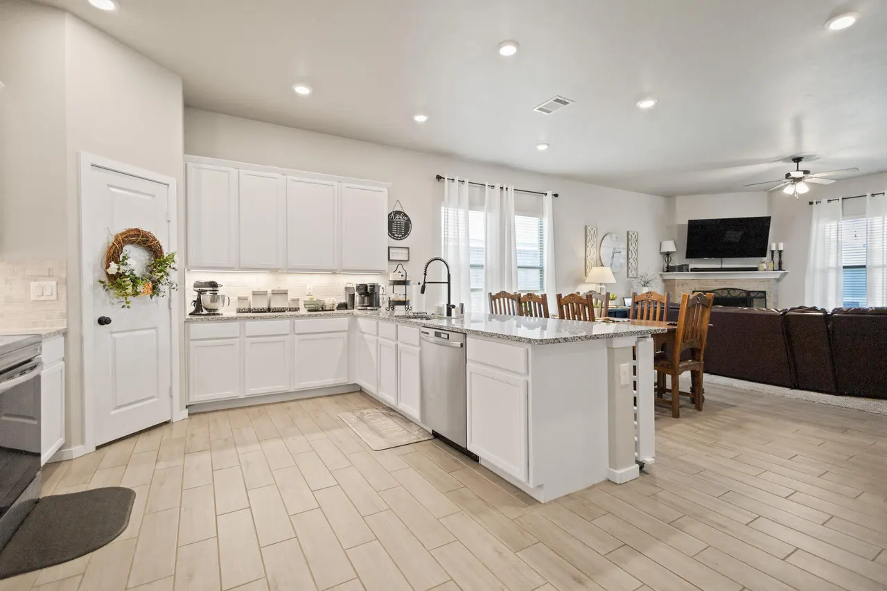 Photo 6 — 10411 Xenia Avenue, Lubbock, TX 79424