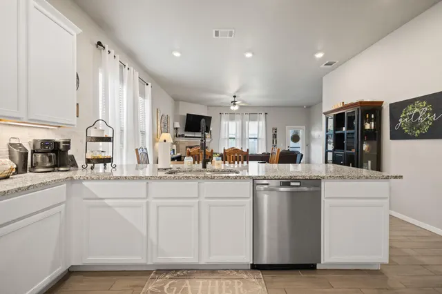 Photo 8 — 10411 Xenia Avenue, Lubbock, TX 79424