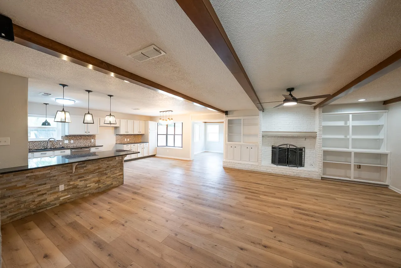 Photo 5 — 8218 Louisville Avenue, Lubbock, TX 79423