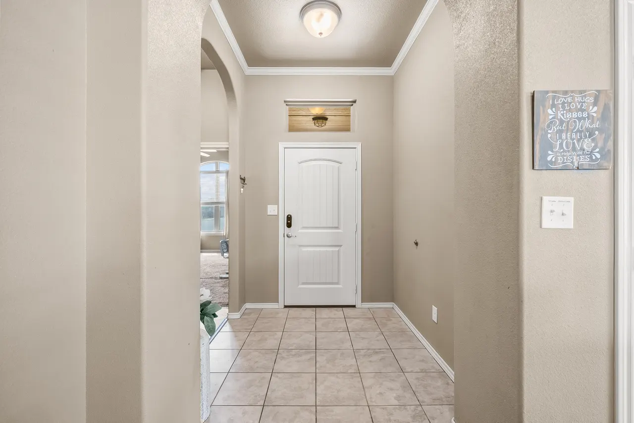 Photo 7 — 10125 Avenue W, Lubbock, TX 79423