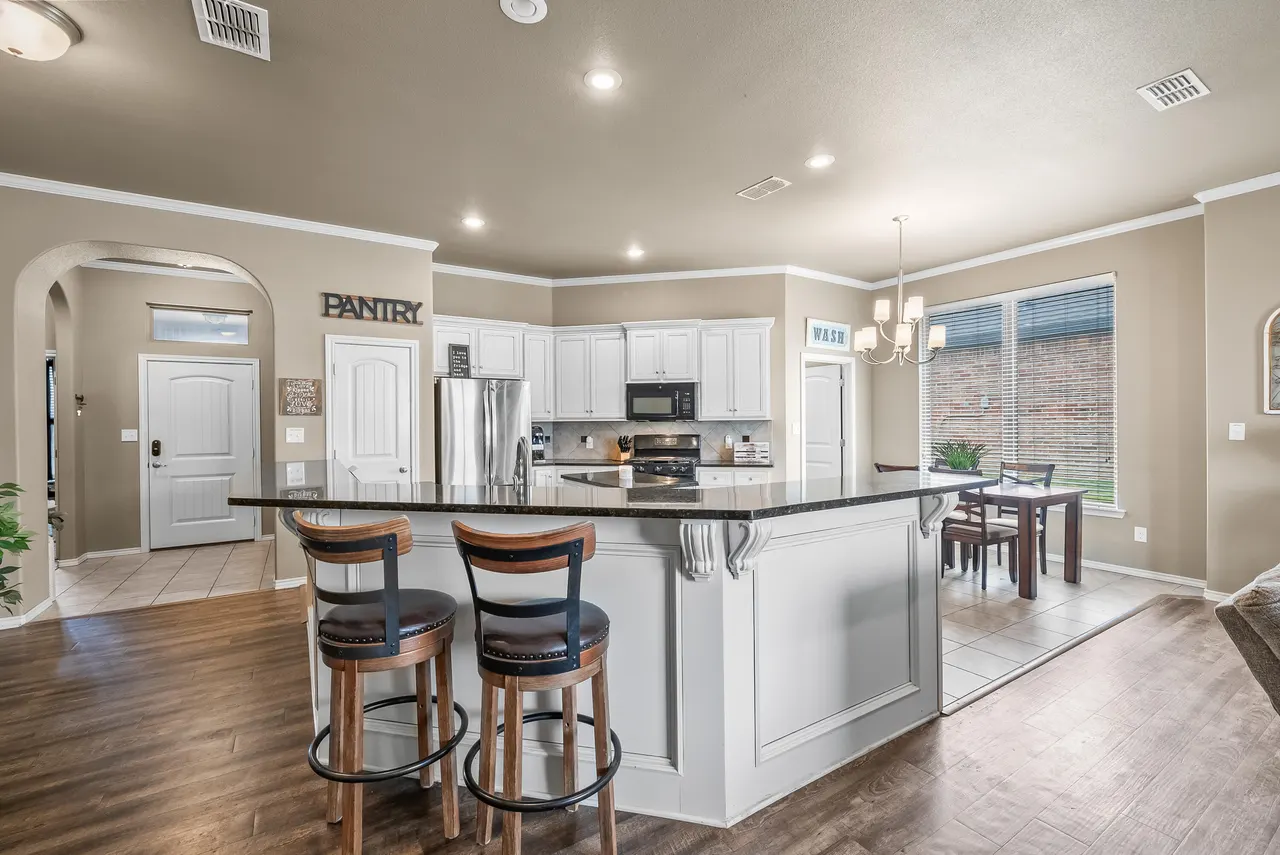 Photo 13 — 10125 Avenue W, Lubbock, TX 79423