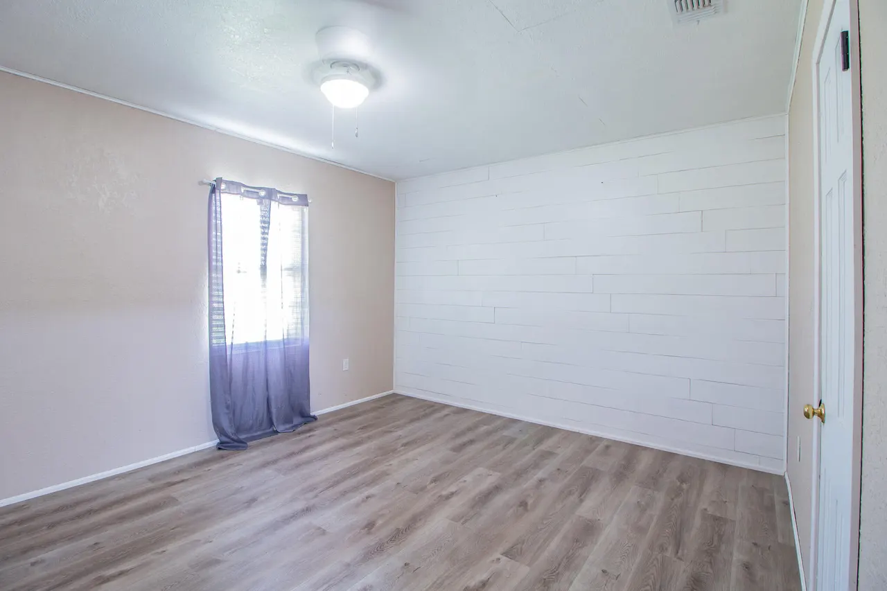 Photo 12 — 406 E Buckley Street, Brownfield, TX 79316
