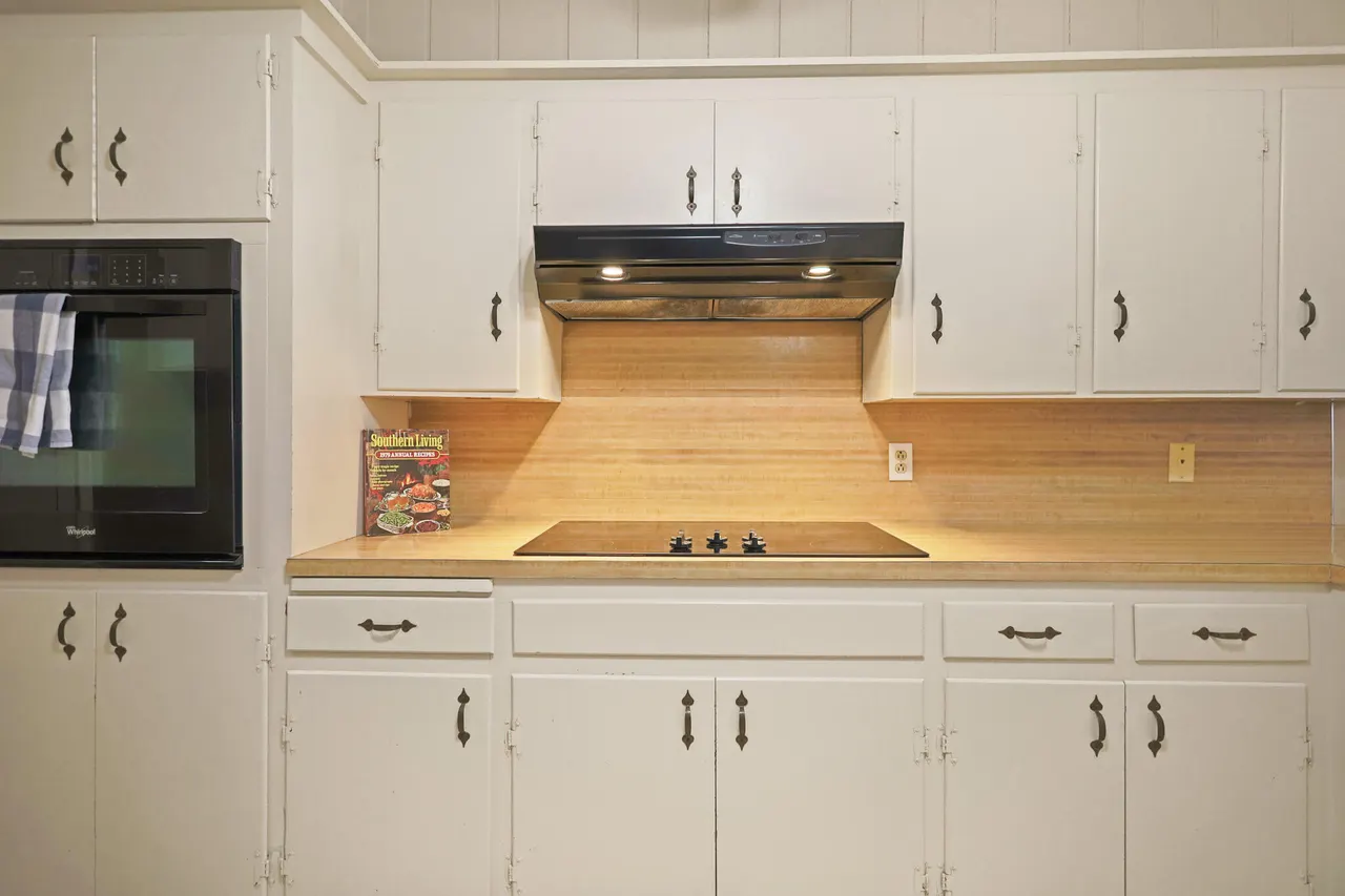 Photo 21 — 5327 31st Street, Lubbock, TX 79407