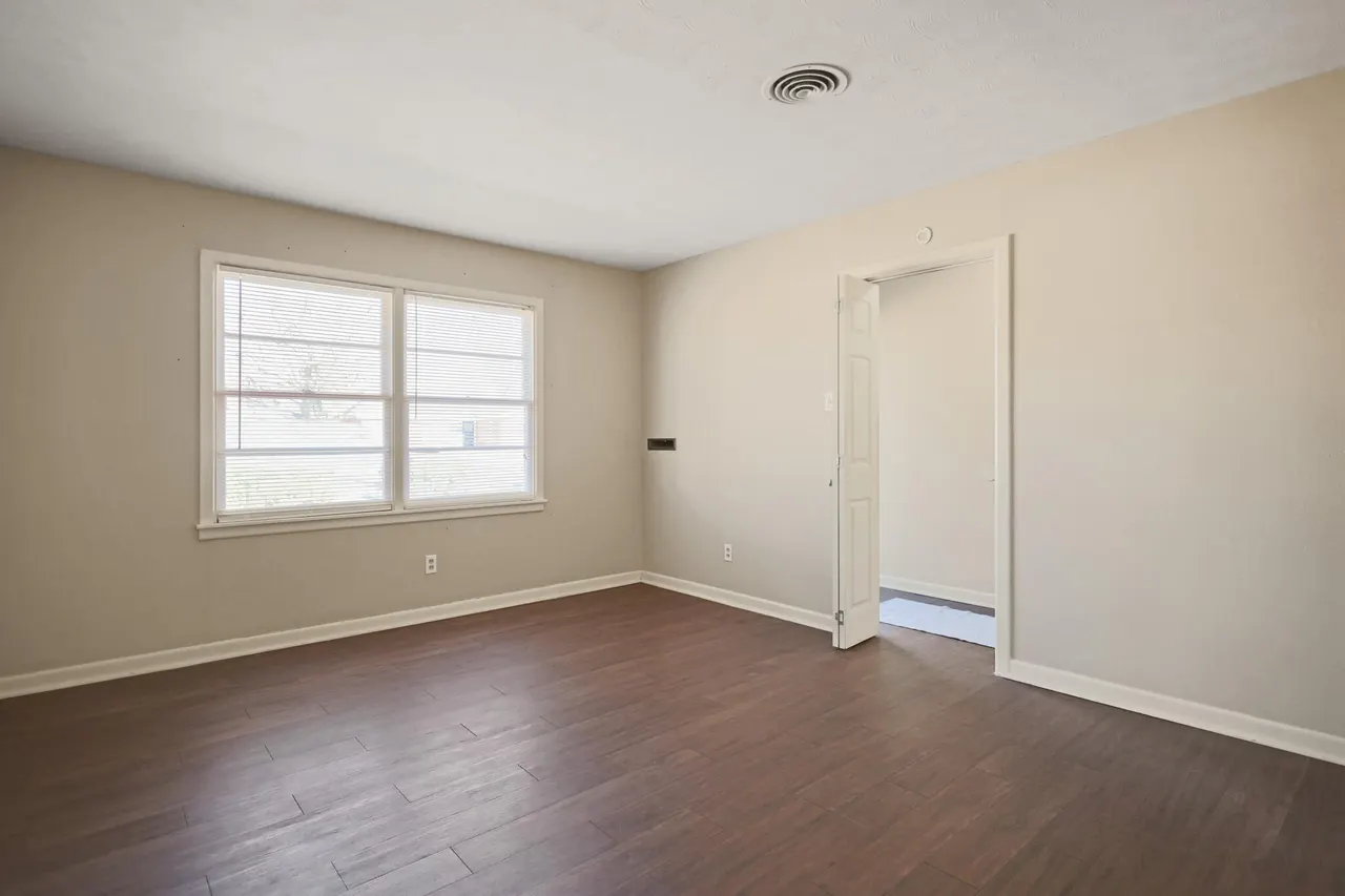 Photo 34 — 5327 31st Street, Lubbock, TX 79407