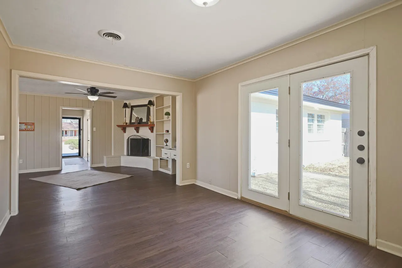 Photo 38 — 5327 31st Street, Lubbock, TX 79407