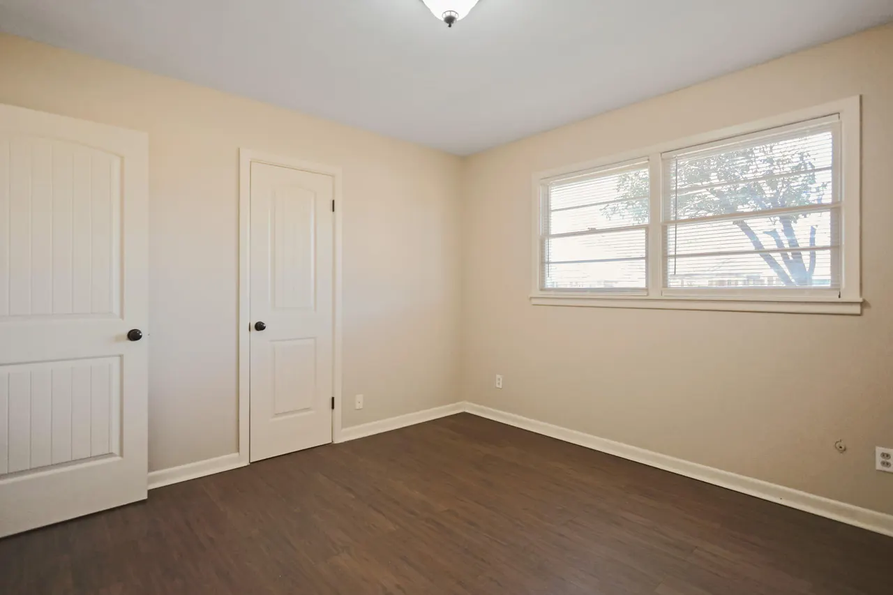 Photo 53 — 5327 31st Street, Lubbock, TX 79407