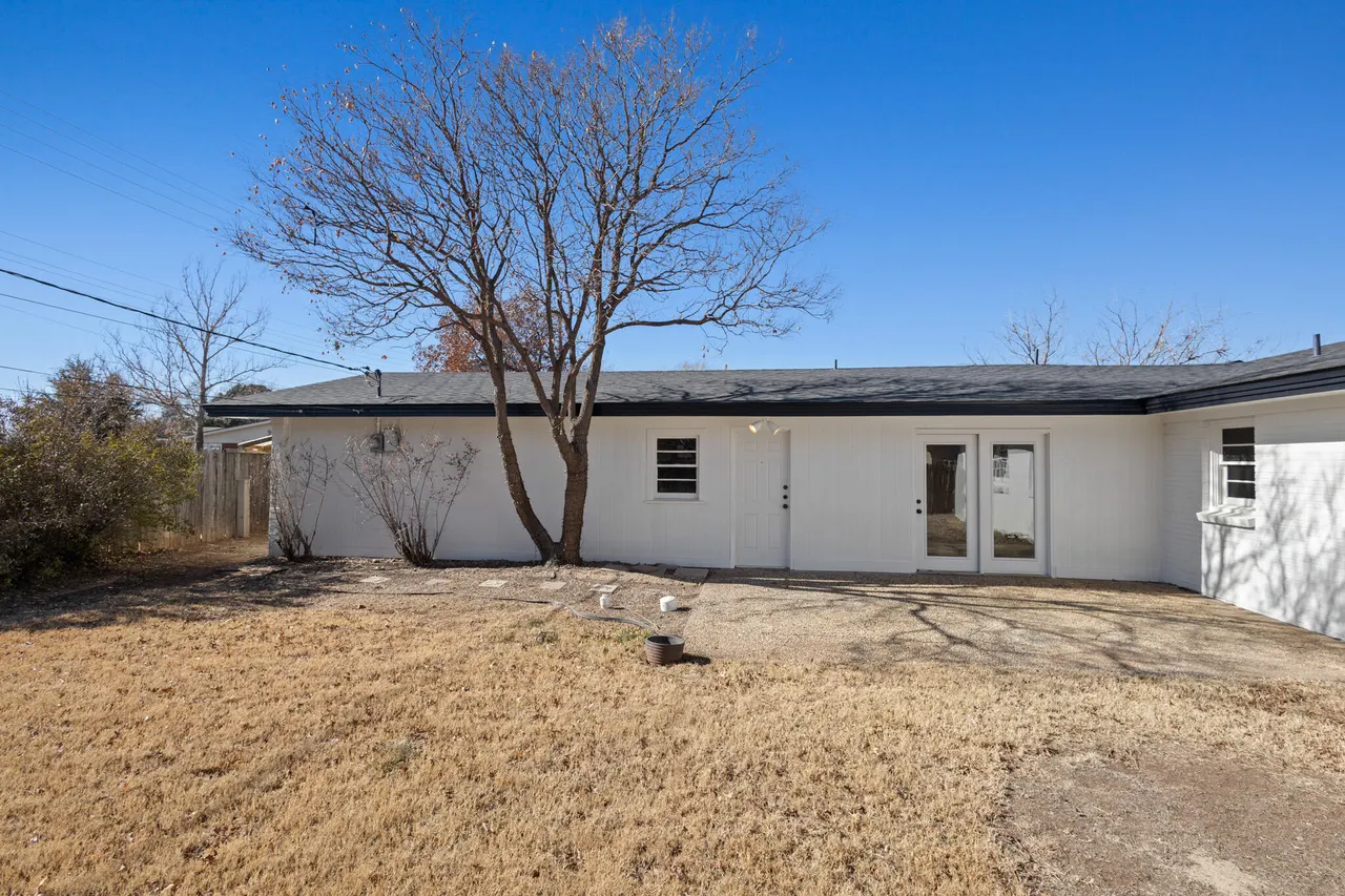 Photo 57 — 5327 31st Street, Lubbock, TX 79407