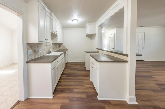 Photo 6 — 6102 21st Street, Lubbock, TX 79407