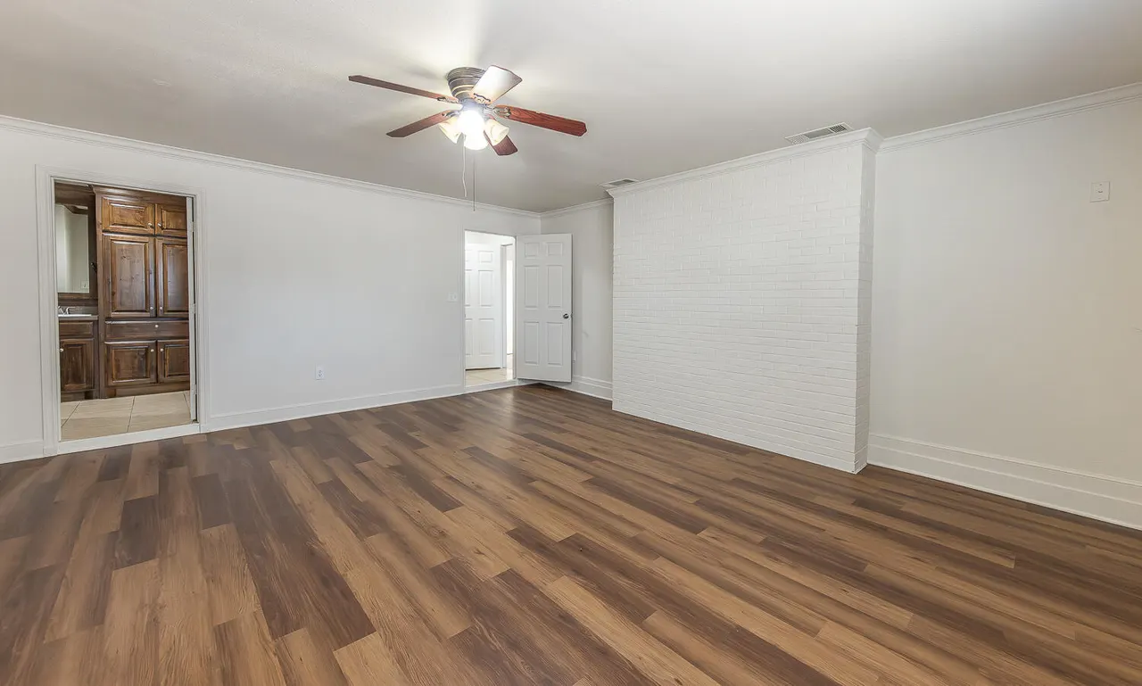 Photo 11 — 6102 21st Street, Lubbock, TX 79407