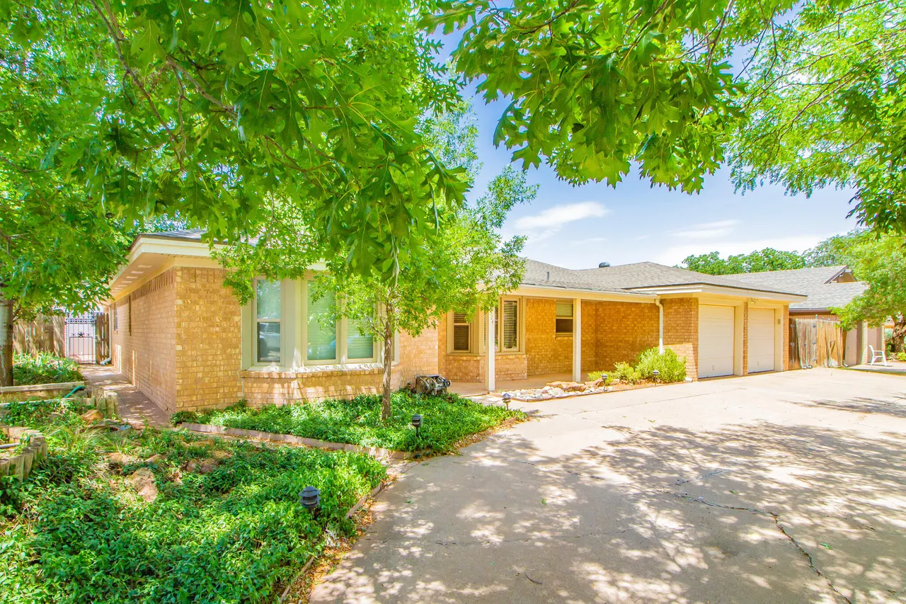 Front exterior — 5524 75th Street, Lubbock, TX 79424