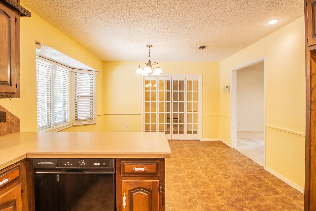 Photo 10 — 5524 75th Street, Lubbock, TX 79424