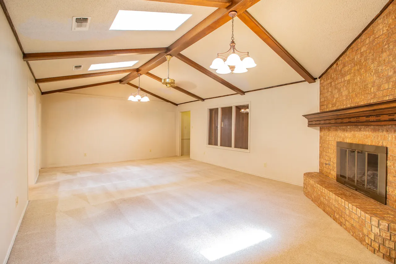 Photo 12 — 5524 75th Street, Lubbock, TX 79424