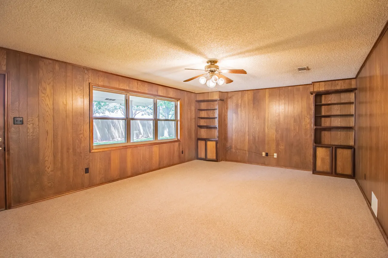 Photo 14 — 5524 75th Street, Lubbock, TX 79424