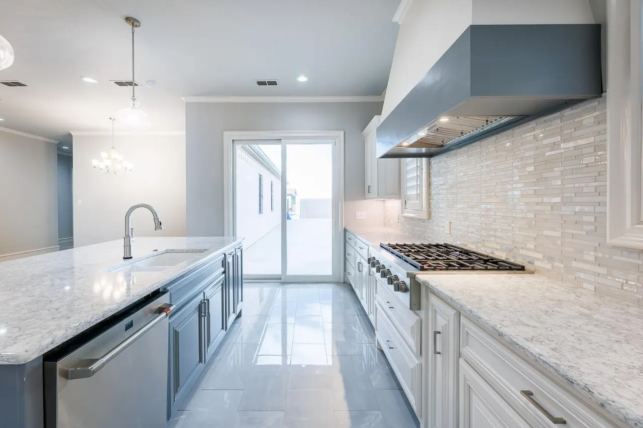 Photo 4 — 5812 E County Rd 6400, Lubbock, TX 79403