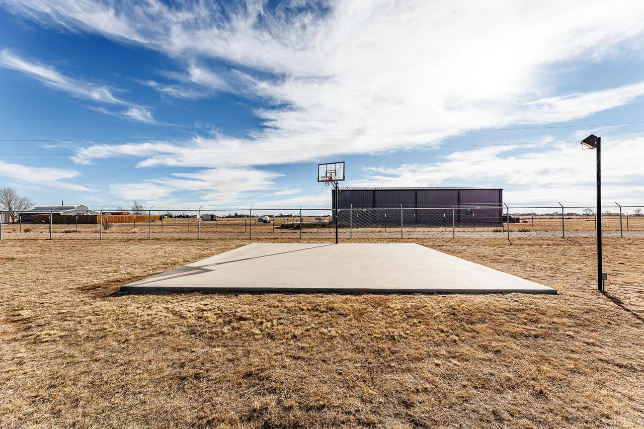 Photo 37 — 5812 E County Rd 6400, Lubbock, TX 79403