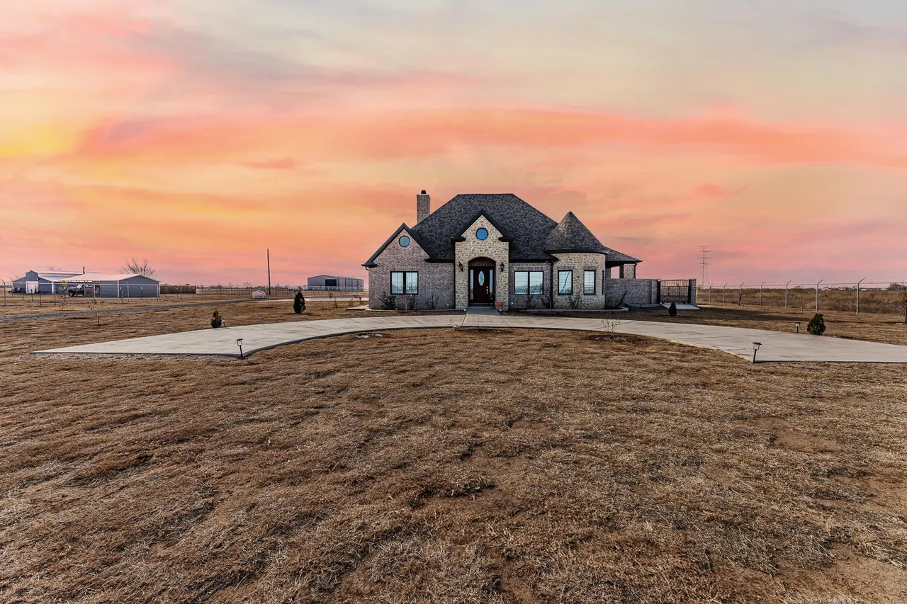 Photo 38 — 5812 E County Rd 6400, Lubbock, TX 79403