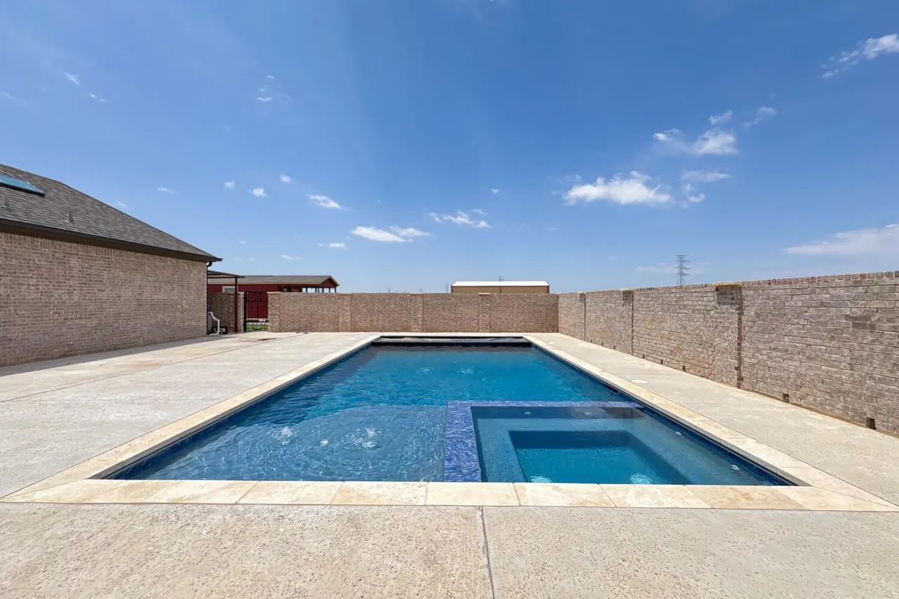 Photo 2 — 5812 E County Rd 6400, Lubbock, TX 79403