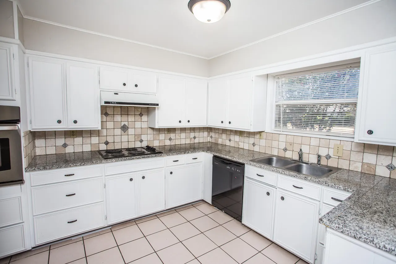Photo 29 — 3113 32nd Street, Lubbock, TX 79410