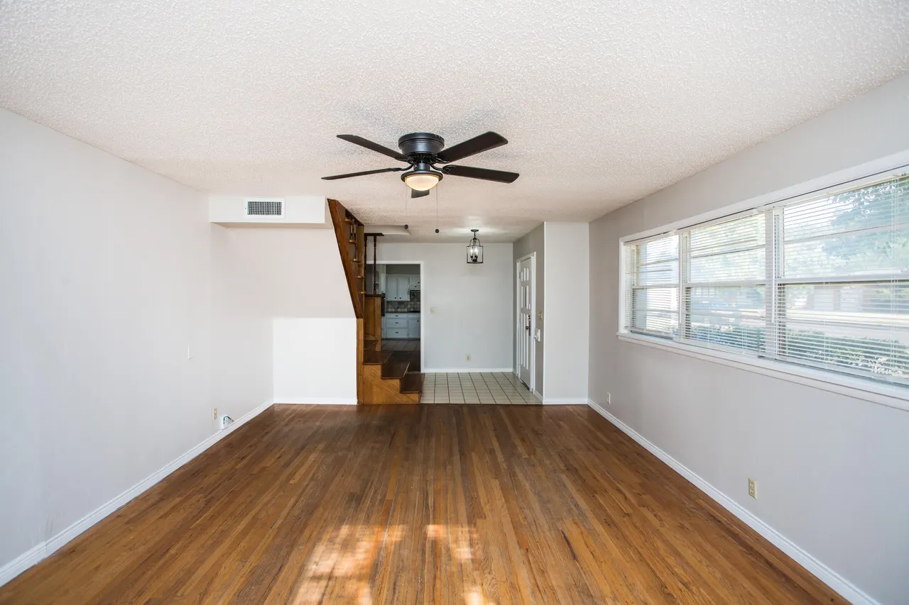 Photo 7 — 3113 32nd Street, Lubbock, TX 79410