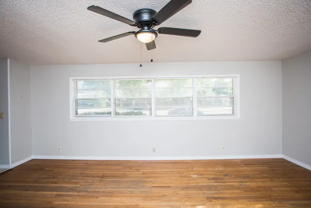 Photo 8 — 3113 32nd Street, Lubbock, TX 79410