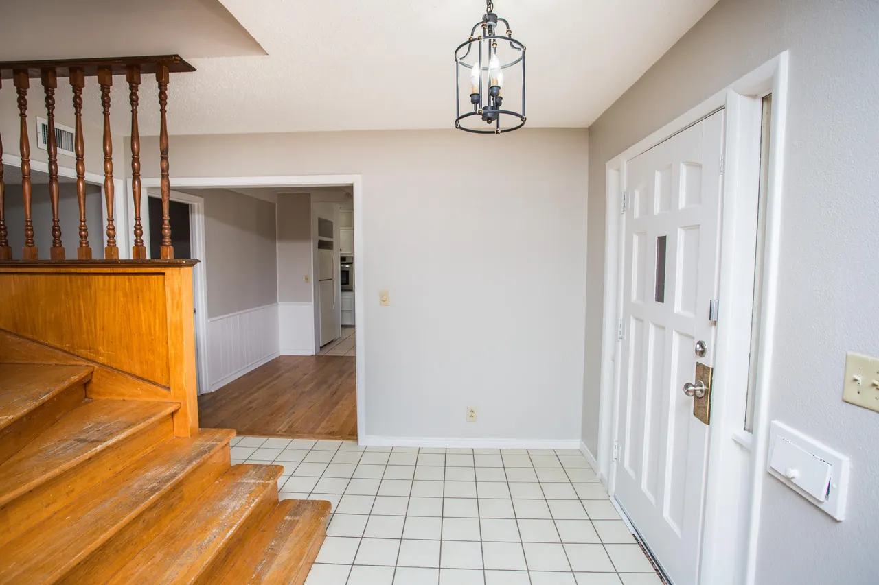 Photo 4 — 3113 32nd Street, Lubbock, TX 79410
