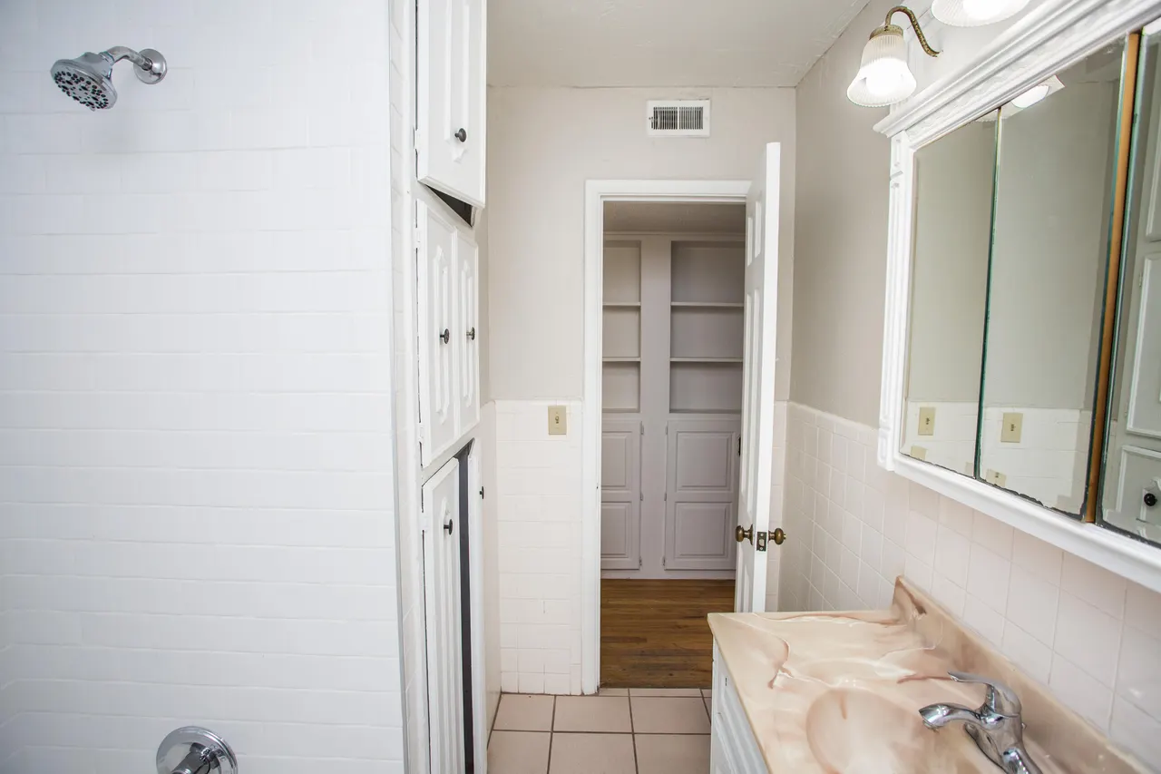 Photo 11 — 3113 32nd Street, Lubbock, TX 79410
