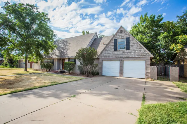 Photo 2 — 3113 32nd Street, Lubbock, TX 79410