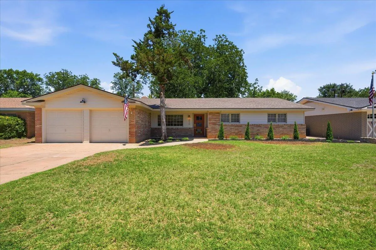 Photo 4 — 3410 59th Street, Lubbock, TX 79413