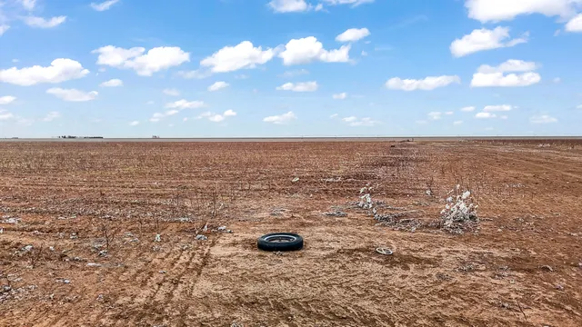 Photo 4 — 1283 County Road 12, Tulia, TX 79088