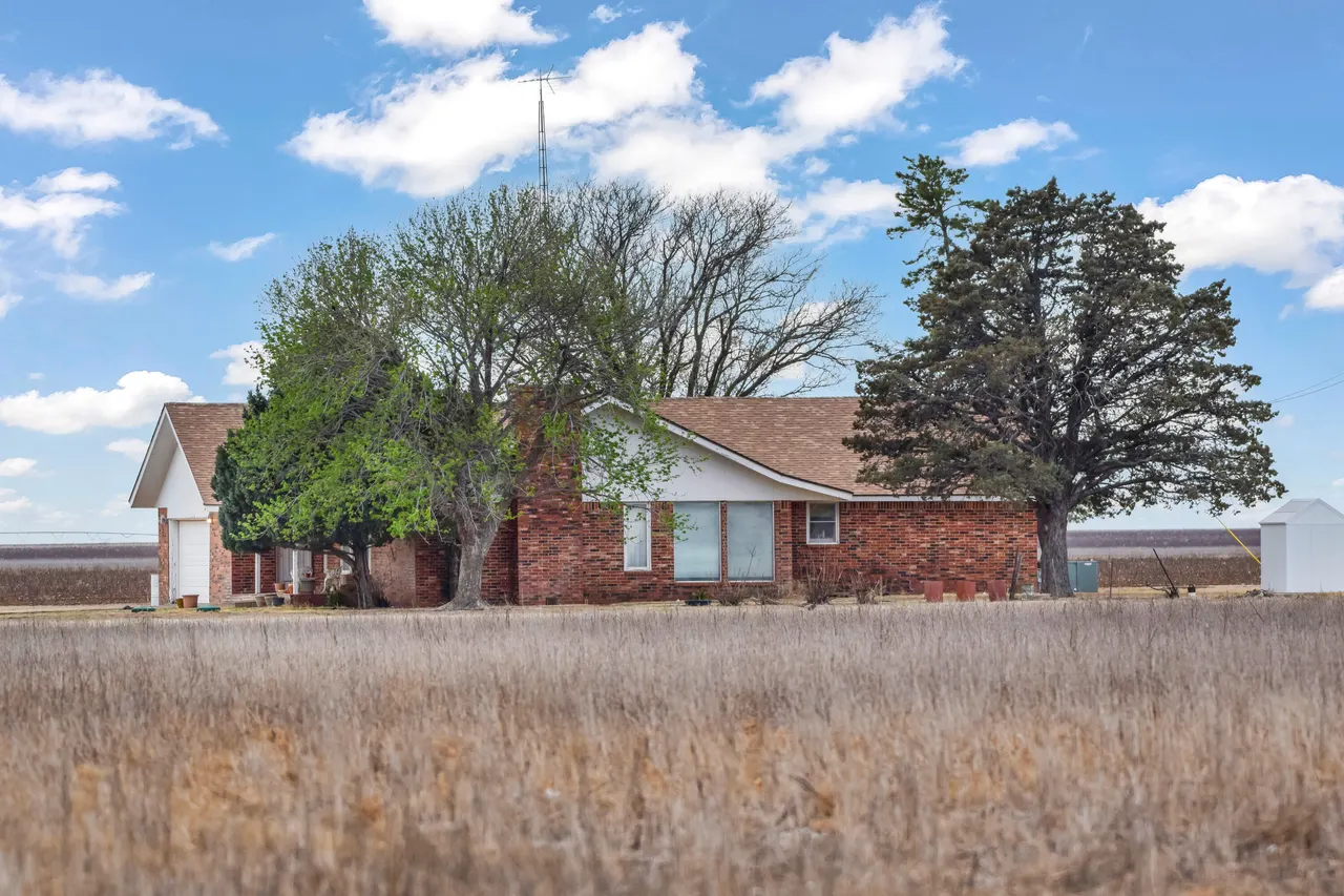 Photo 14 — 1283 County Road 12, Tulia, TX 79088