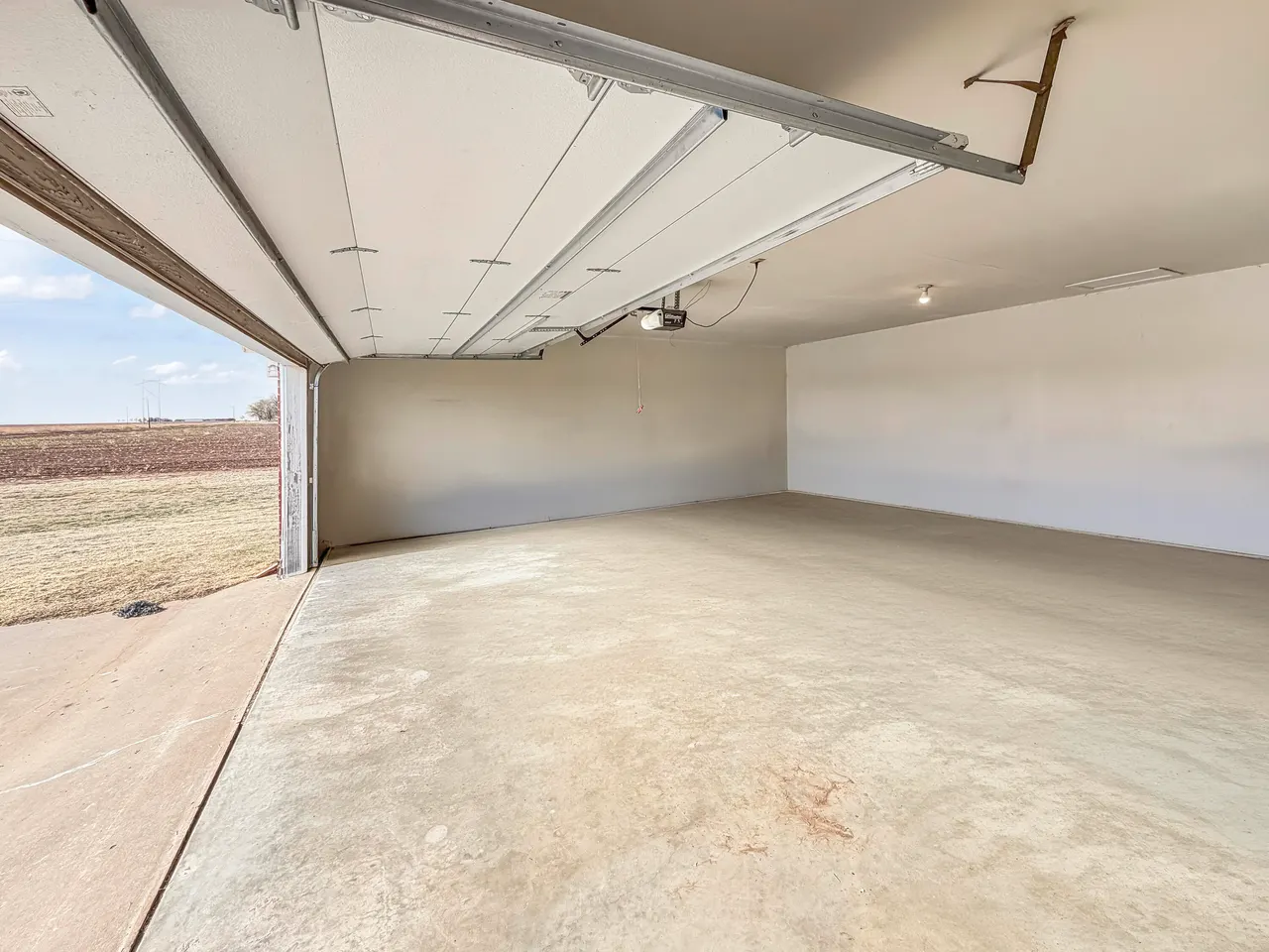 Photo 23 — 1283 County Road 12, Tulia, TX 79088