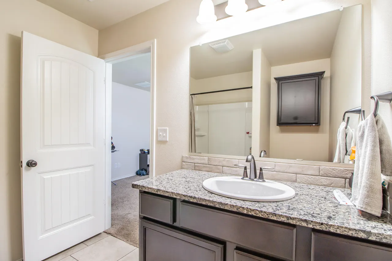 Photo 12 — 7419 103rd Street, Lubbock, TX 79424